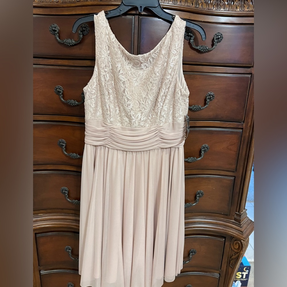 Jessica Howard dress
